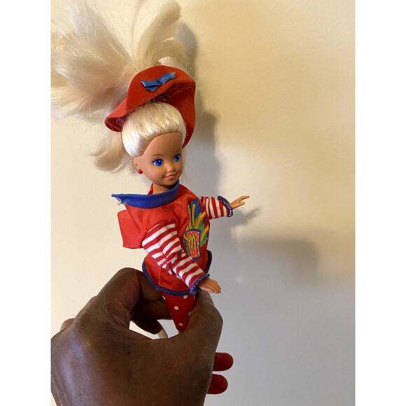 Vintage 1993 McDonald's Happy Meal Stacie - Barbie - Picture 4 of 4